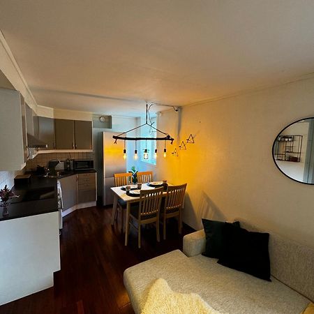 Central, 2 Bedroom, Free Parking Tromsø Exteriör bild